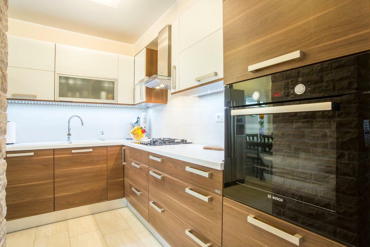 Luxury Apartment Sea Πούλα Εξωτερικό φωτογραφία